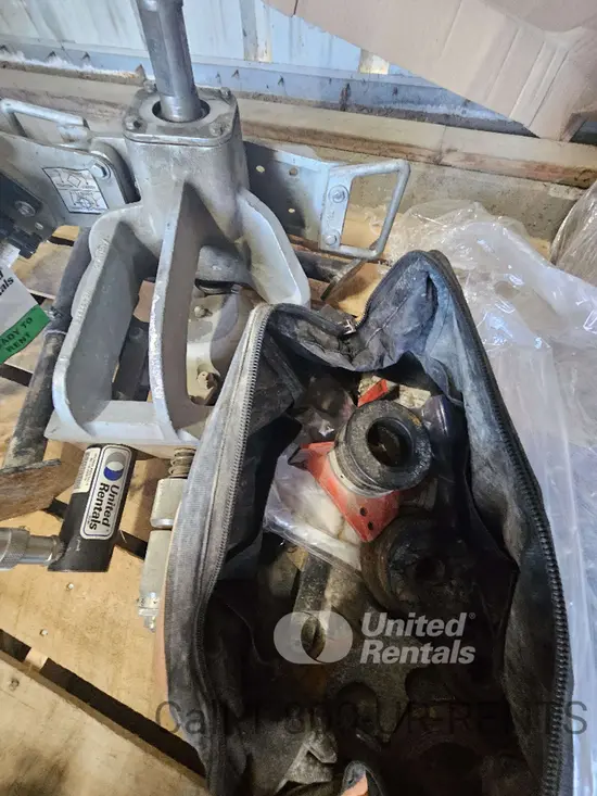 2018 VICTAULIC VE272 Flange Spreaders and Crimping