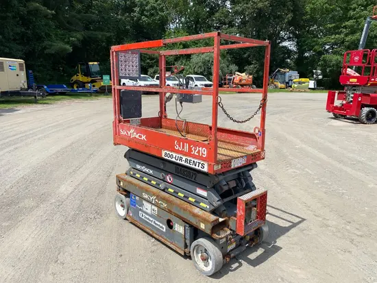 2016 Skyjack SJIII3219 Scissor Lift