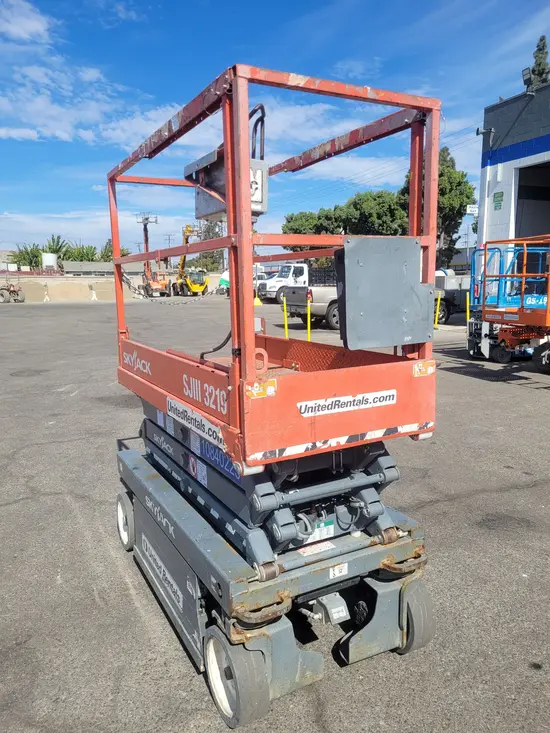 2018 Skyjack SJIII3219 Scissor Lift