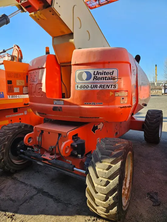 2016 JLG 800AJ Articulating Boom Lift