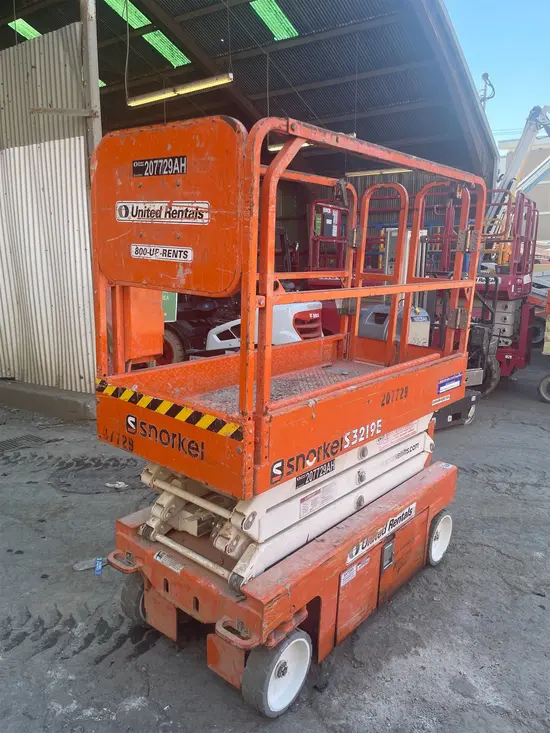 2018 Snorkel S3219E Scissor Lift