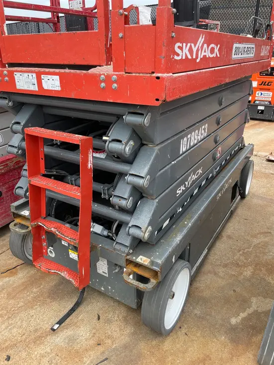 2018 Skyjack SJIII4740 Scissor Lift