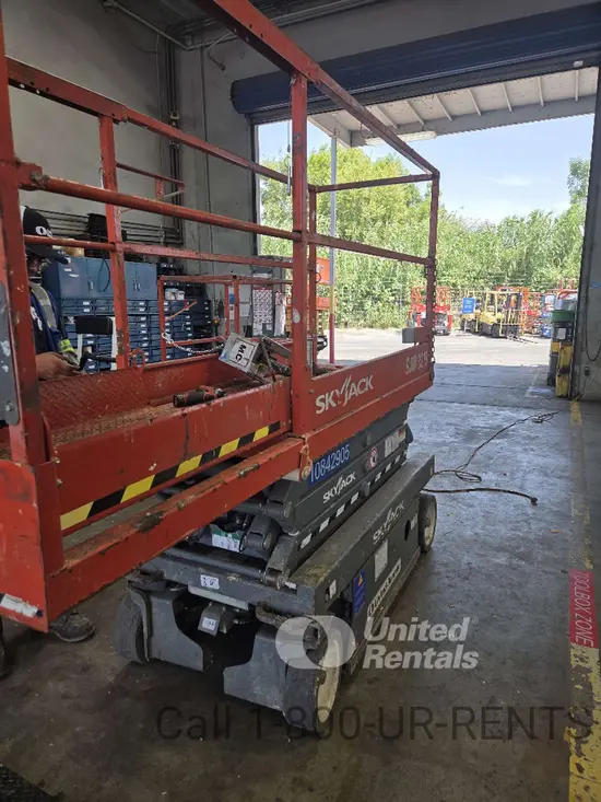 2018 Skyjack SJIII3219 Scissor Lift
