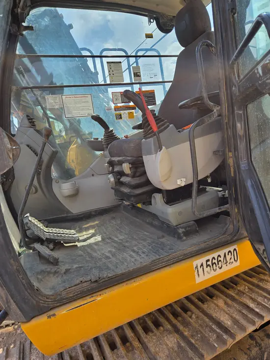 2022 John Deere 130G LC Excavator