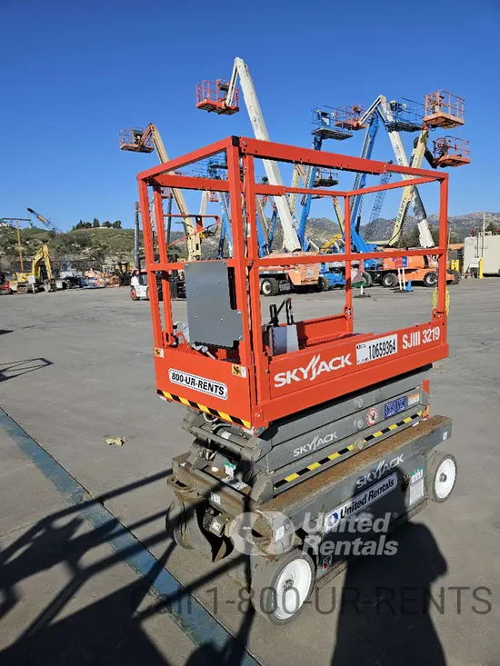 2017 Skyjack SJIII3219 Scissor Lift