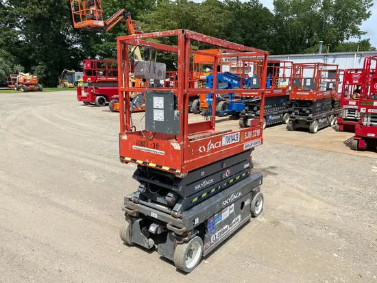 2017 Skyjack SJIII3219 Scissor Lift