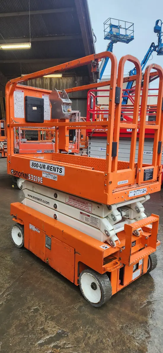 2018 Snorkel S3219E Scissor Lift