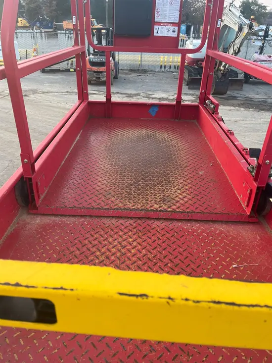 2021 MEC 4046SE Scissor Lift