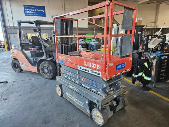 2018 Skyjack SJIII3219 Scissor Lift