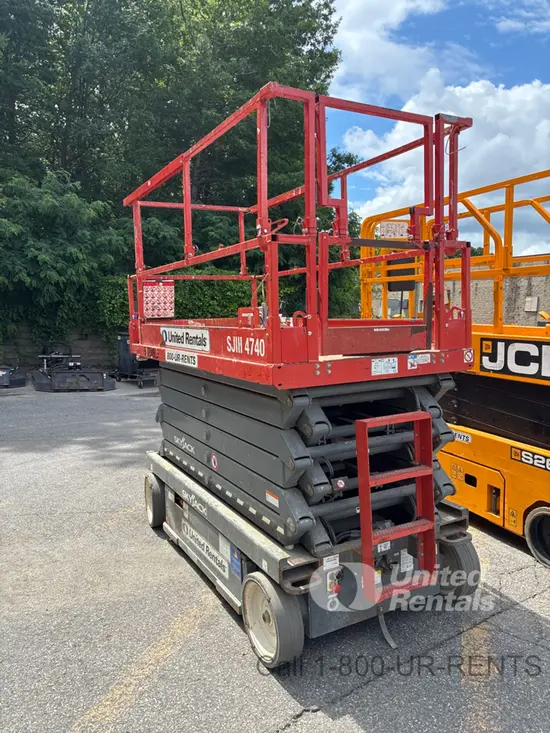 2018 Skyjack SJIII4740 Scissor Lift