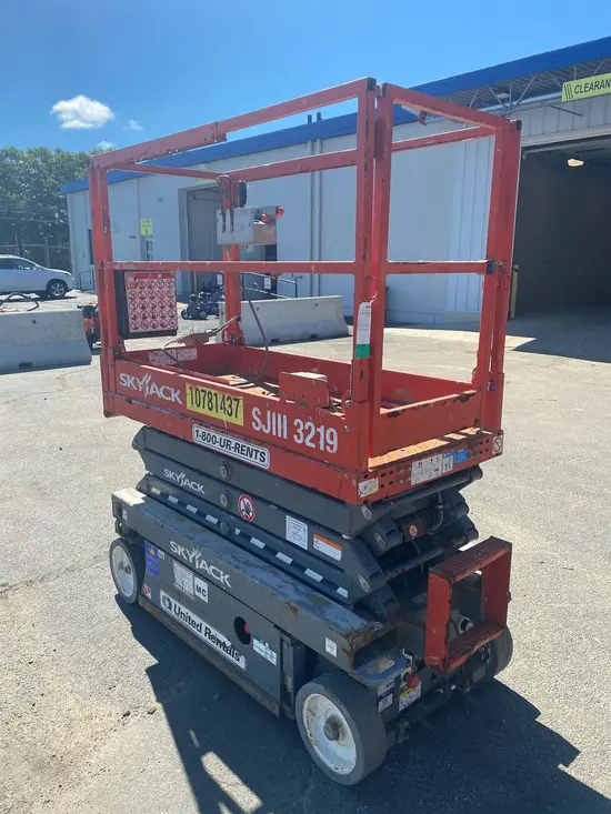 2018 Skyjack SJIII3219 Scissor Lift