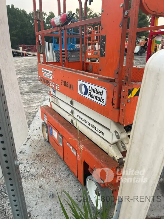 2019 Snorkel S3219E Scissor Lift