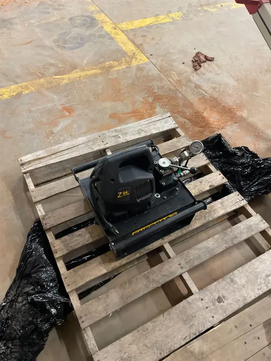 2019 ENERPAC ZE5440SG-FGHL Pump