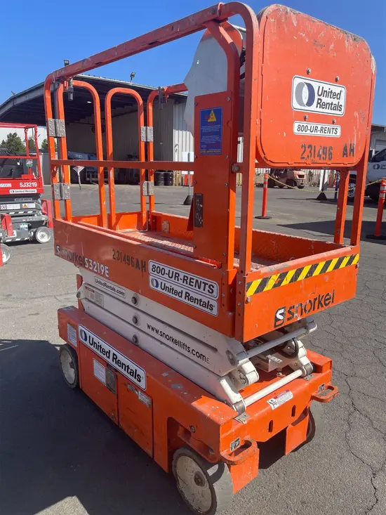 2019 Snorkel S3219E Scissor Lift