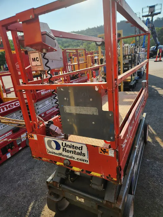 2019 Skyjack SJIII3220 Scissor Lift