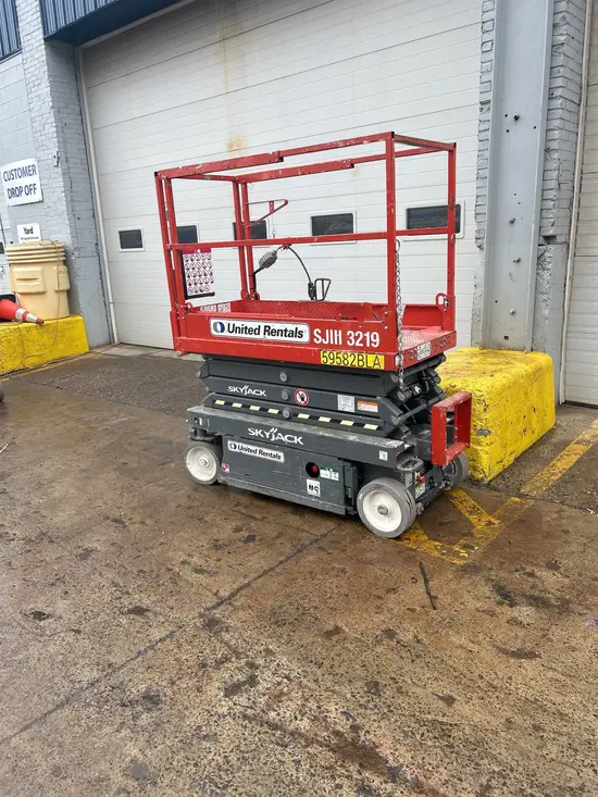 2018 Skyjack SJIII3219 Scissor Lift