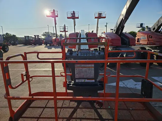 2018 JLG 600S Boom Lift