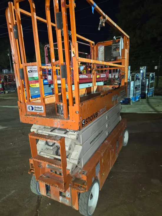2019 Snorkel S3226E Scissor Lift