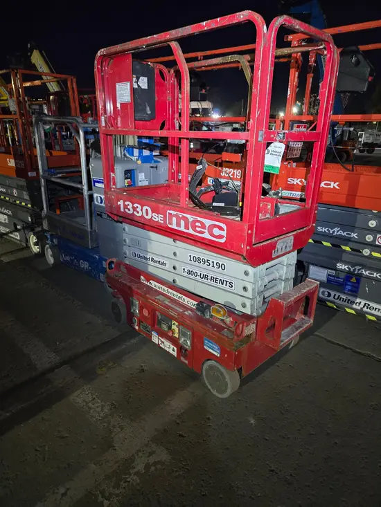 2019 MEC 1330SE Scissor Lift