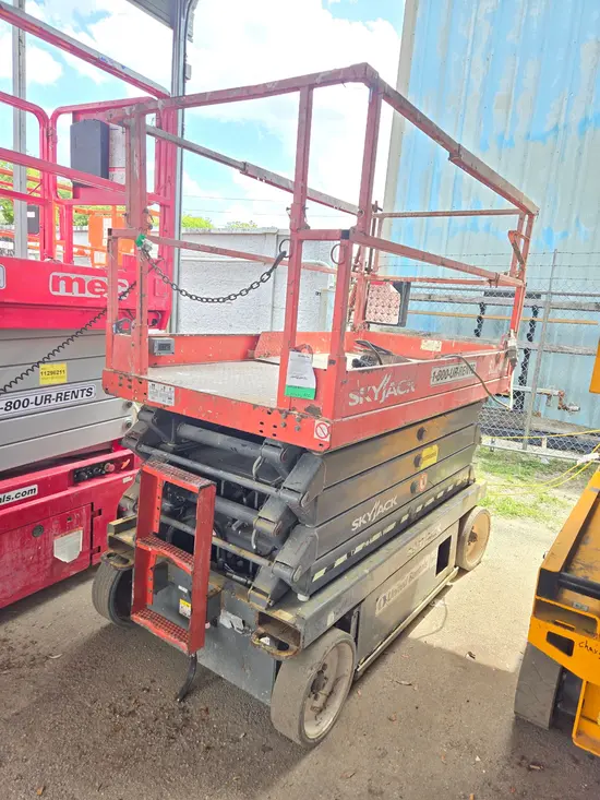 2017 Skyjack SJIII4632 Scissor Lift