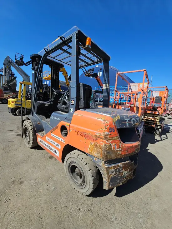 2019 Toyota 8FDU30 Warehouse Forklift