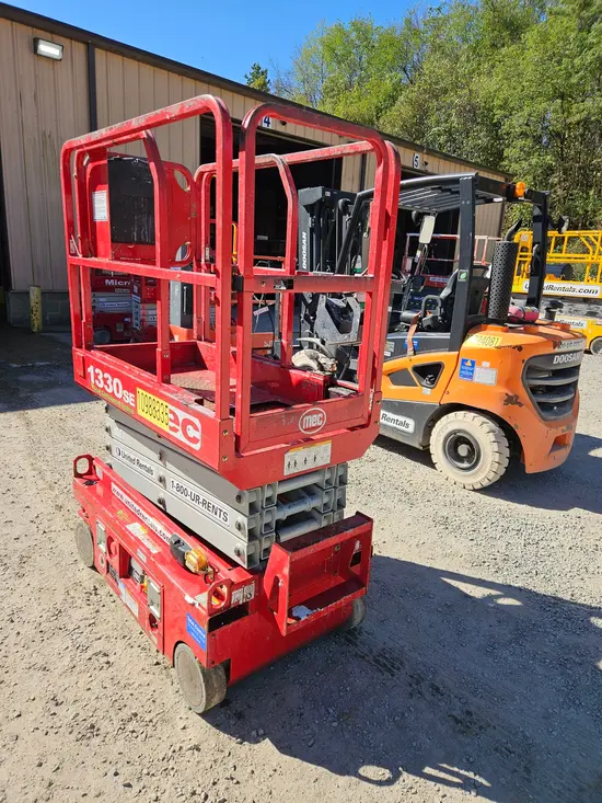 2019 MEC 1330SE Scissor Lift