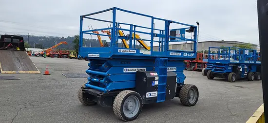 2014 Genie GS-4390 RT Rough Terrain Scissor Lift