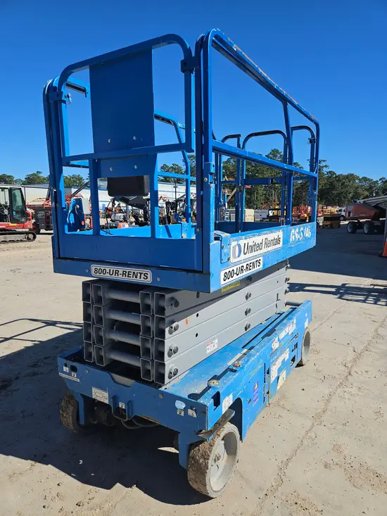 2018 Genie GS-3246 Scissor Lift