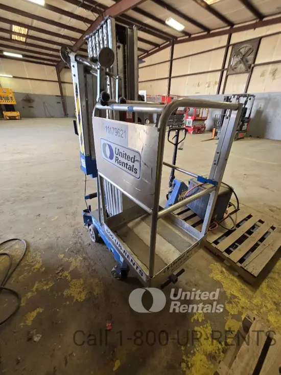 2021 Genie AWP-30SDC Pusharound Lift