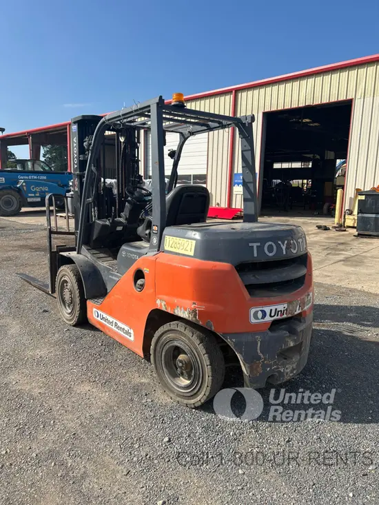 2021 Toyota 8FD35U Warehouse Forklift
