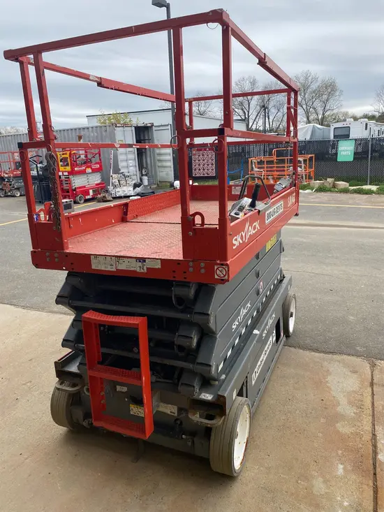 2018 Skyjack SJIII4632 Scissor Lift