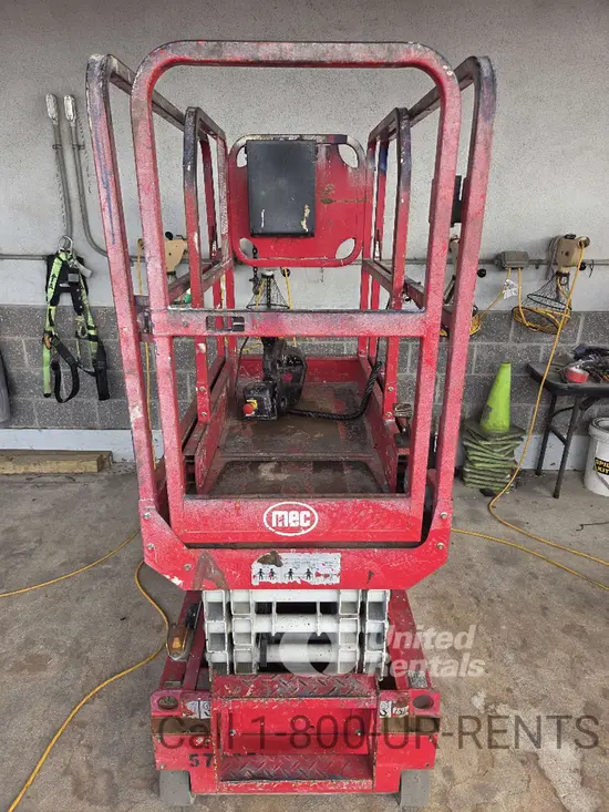2018 MEC 1330SE Scissor Lift