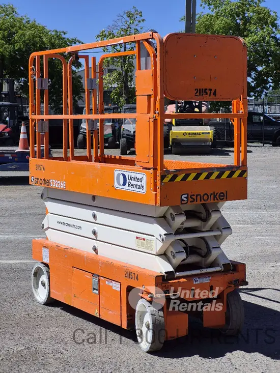 2018 Snorkel S3226E Scissor Lift