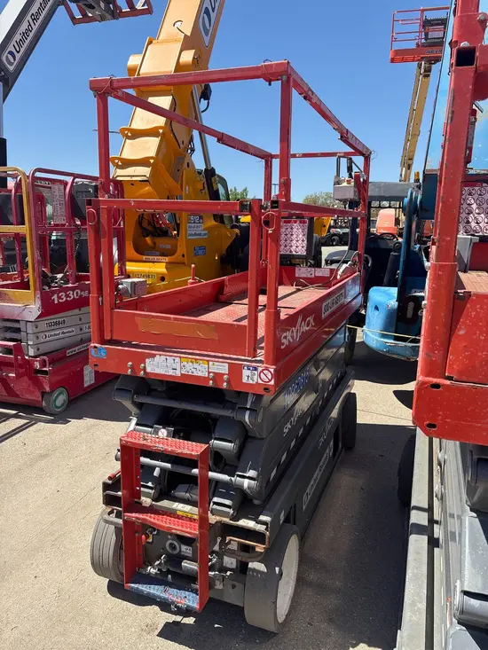 2019 Skyjack SJIII3226 Scissor Lift