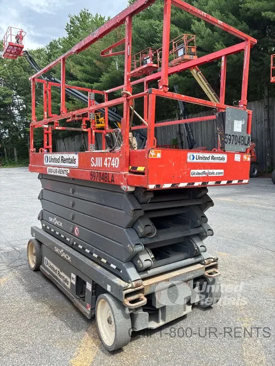 2018 Skyjack SJIII4740 Scissor Lift