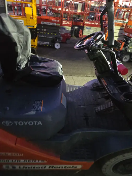 2019 Toyota 8FGU25 Warehouse Forklift