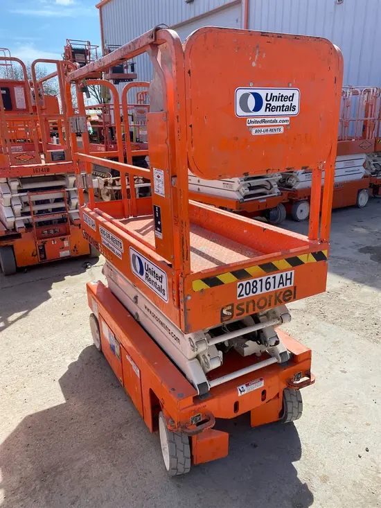 2018 Snorkel S3219E Scissor Lift