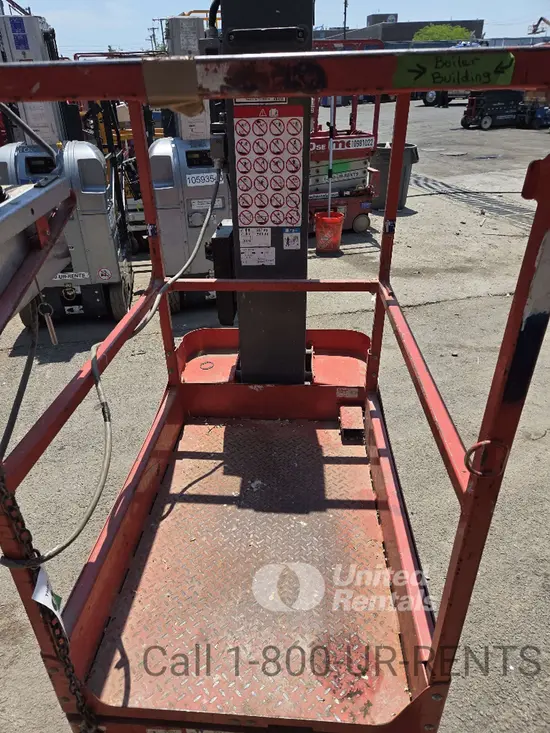 2017 Skyjack SJ12 Self-Propelled One-Person Lift