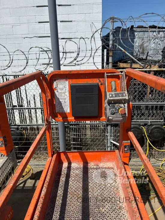 2018 Snorkel S3219E Scissor Lift