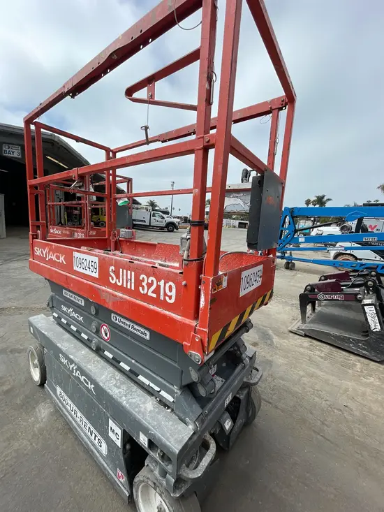 2019 Skyjack SJIII3219 Scissor Lift