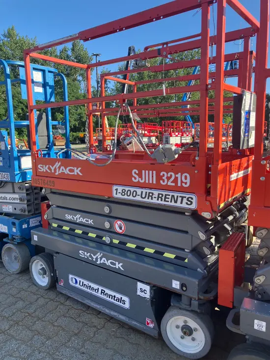 2017 Skyjack SJ3219SC Scissor Lift
