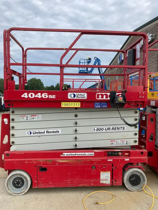 2018 MEC 4046SE Scissor Lift