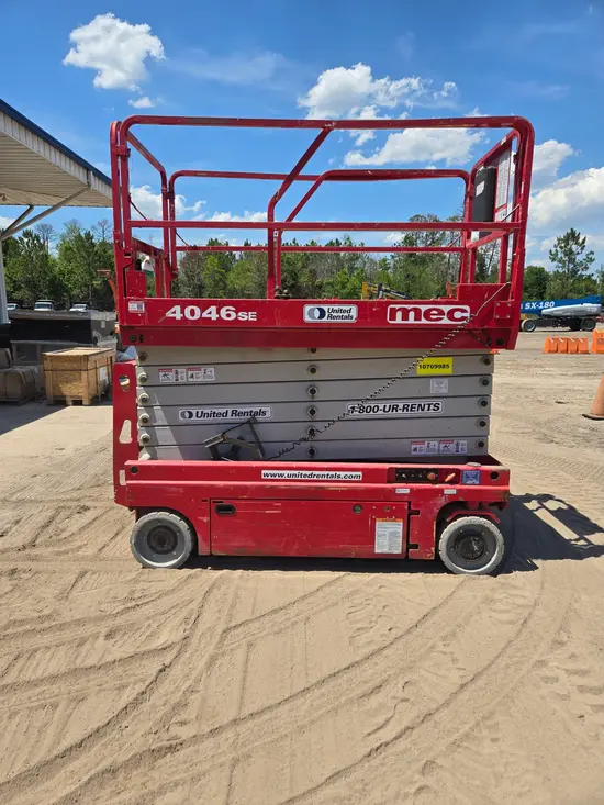 2018 MEC 4046SE Scissor Lift
