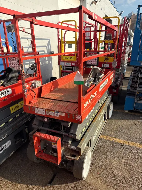 2019 Skyjack SJIII3220 Scissor Lift