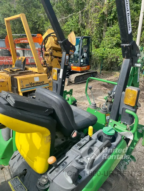 2021 John Deere 2025R Backhoe Loader