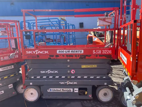 2018 Skyjack SJIII3226 Scissor Lift