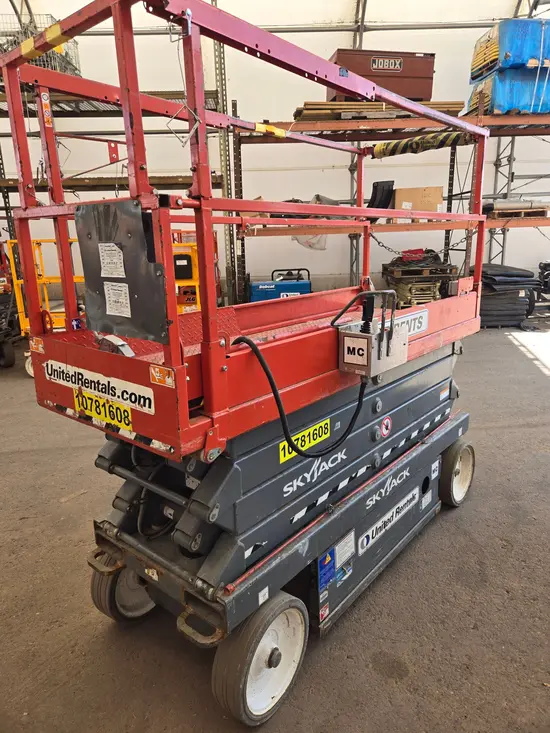 2018 Skyjack SJIII3226 Scissor Lift