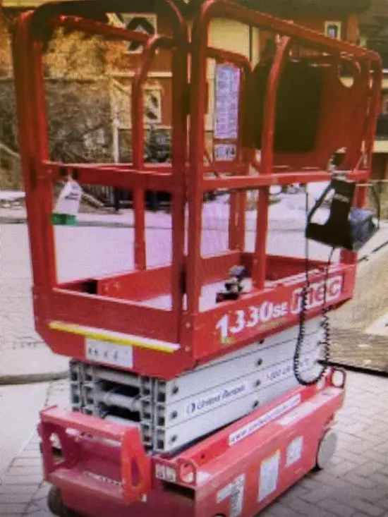 2019 MEC 1330SE Scissor Lift
