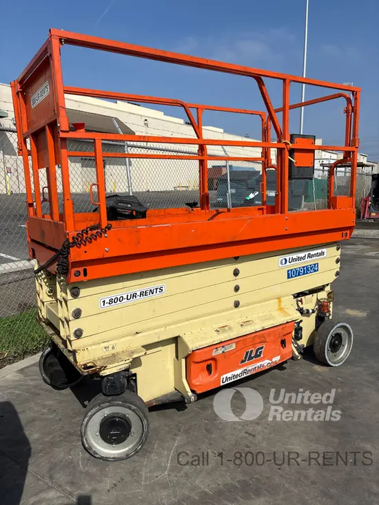2018 JLG 3246ES Scissor Lift