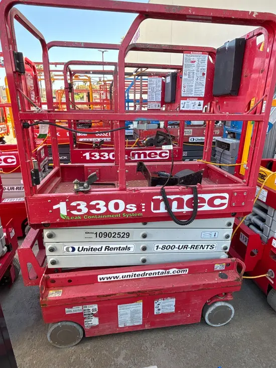 2019 MEC 1330SE Scissor Lift